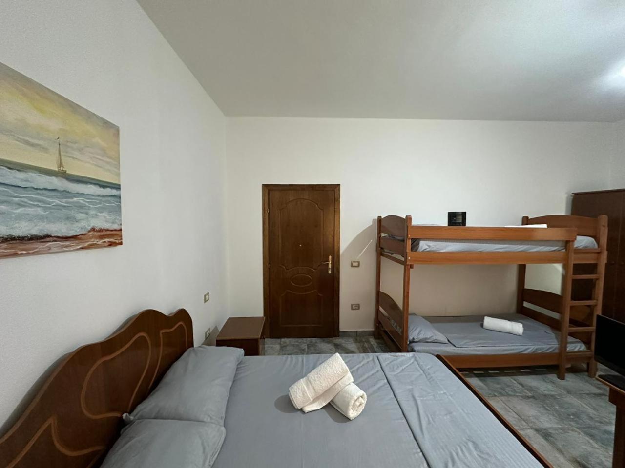 Hotel Adriatik Shengjin Bagian luar foto